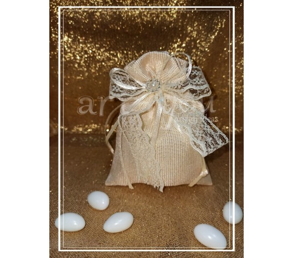 Μπομπονιέρα γάμου πουγκί με πέρλα στρας